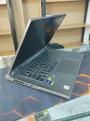 New Laptop Asus ROG Strix G15 16GB Intel Core i9 SSD 1T