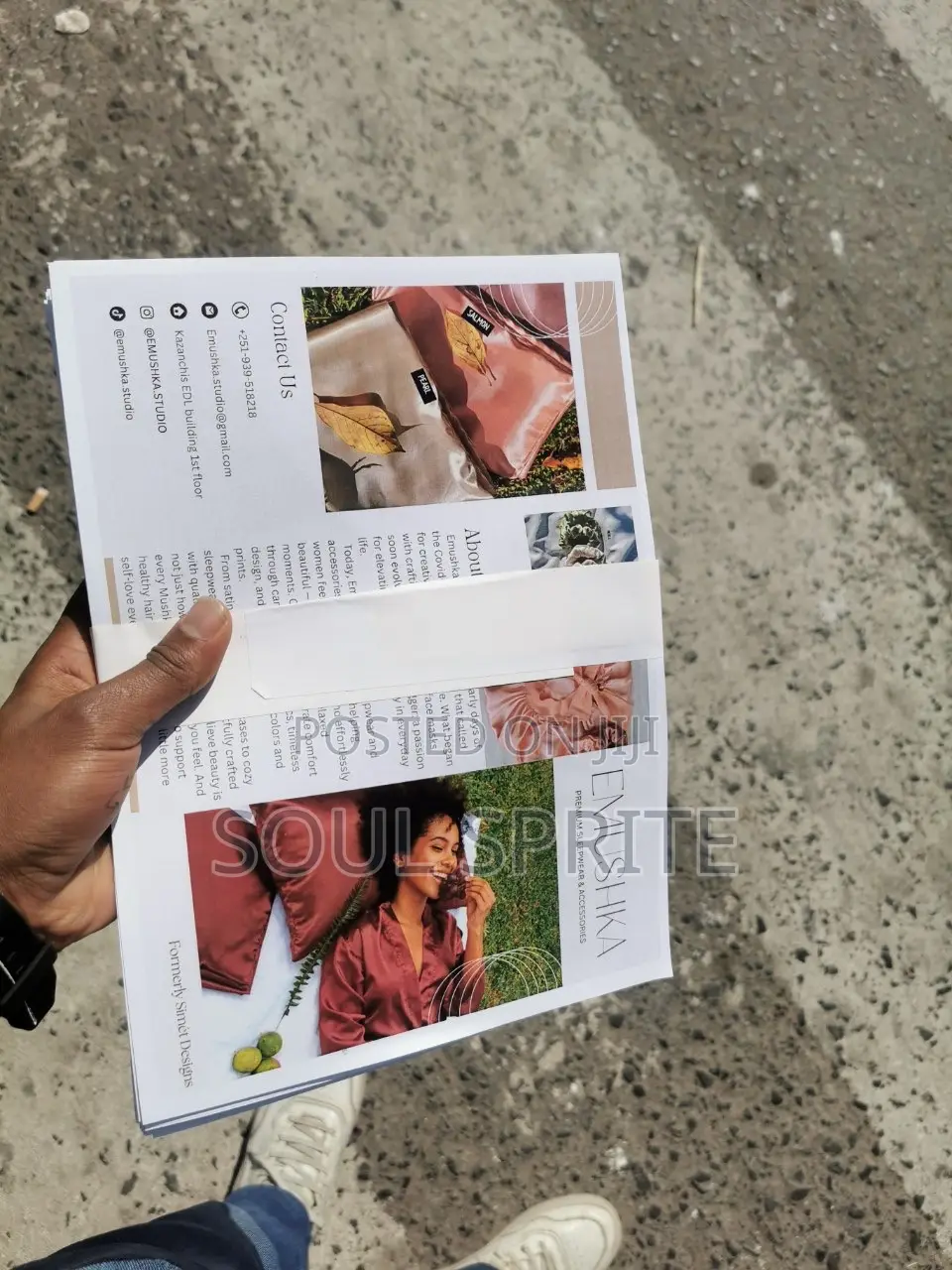 Brochures Fliers
