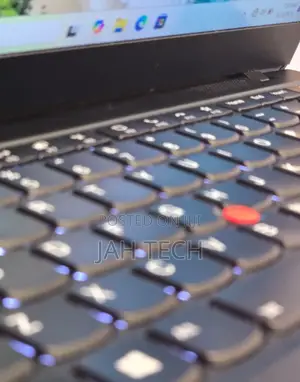 New Laptop Lenovo LOQ 15IRH8 16GB Intel Core i5 SSD 1T