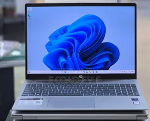 New Laptop HP 8GB Intel Core Ultra 5 SSD 512GB