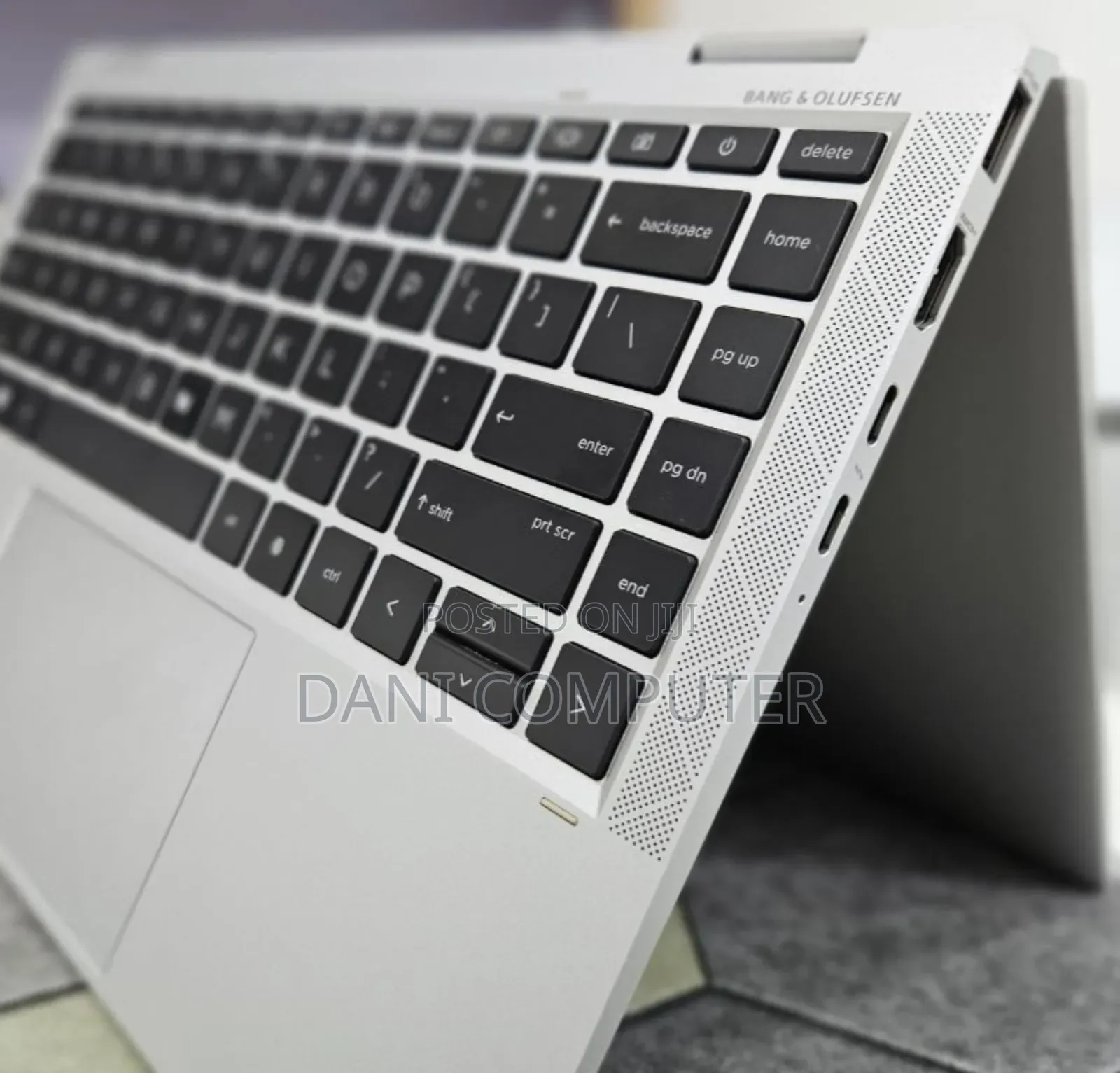 New Laptop HP EliteBook x360 1040 G7 16GB Intel Core i7 SSD 512GB
