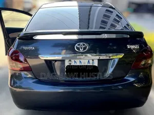 Toyota Yaris 1.3 VVT-i Automatic 2008 Black