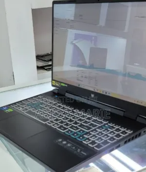 New Laptop Acer Predator Helios Neo 16 16GB Intel Core i7 SSD 1T