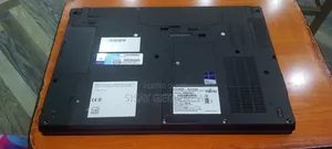 Laptop Fujitsu Lifebook E733 8GB Intel Core i5 SSD 512GB