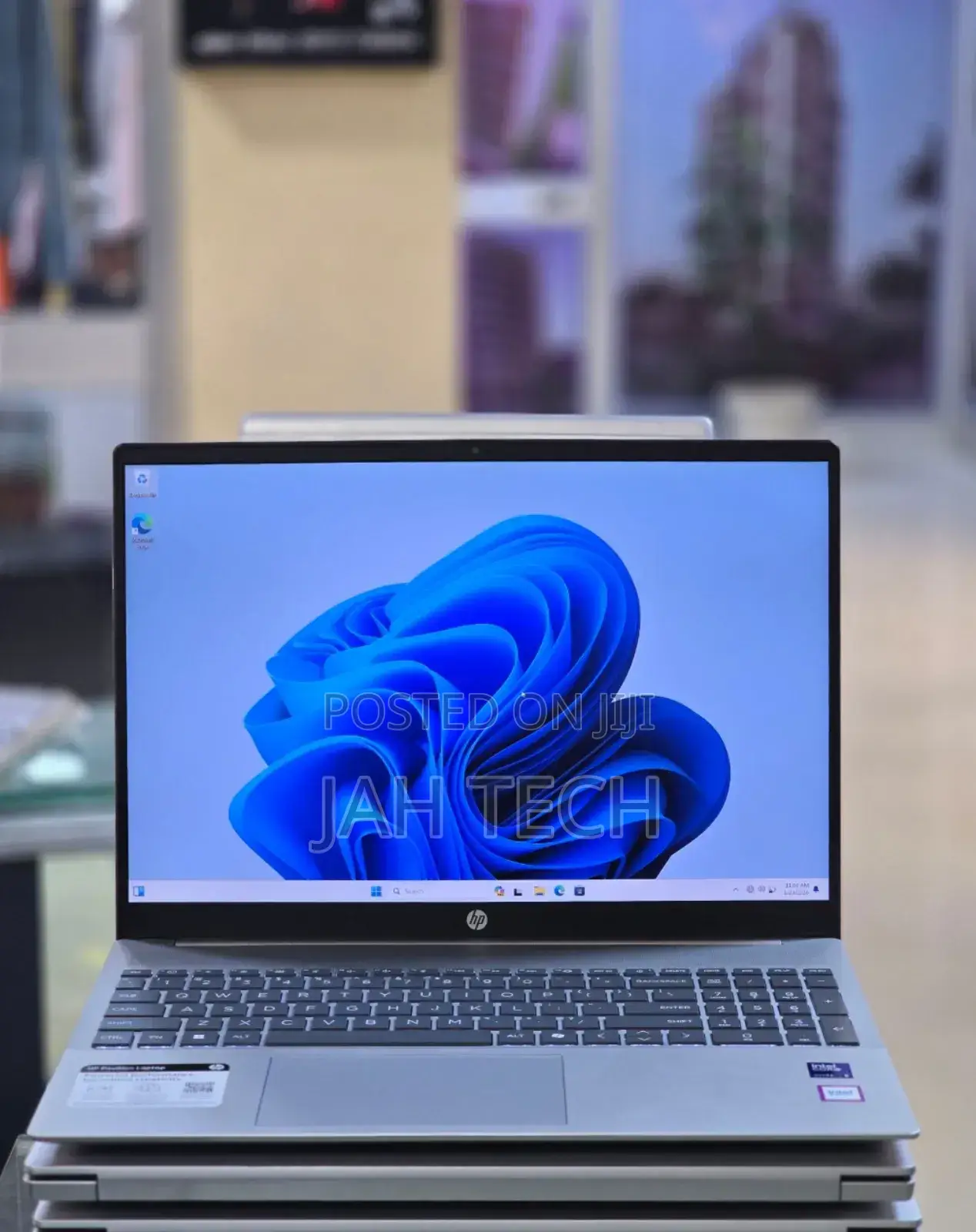 New Laptop HP Pavilion 15 8GB Intel Core Ultra 5 SSD 512GB
