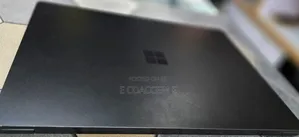 New Laptop Microsoft Surface 16GB Intel Core i7 SSD 512GB