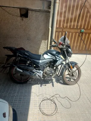BMW Sport 2019 Black