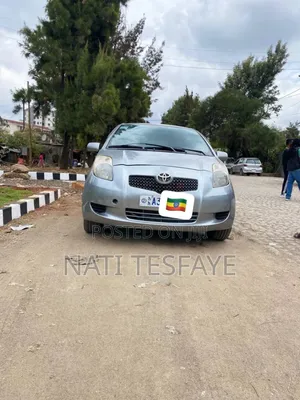 Toyota Yaris 2007 Gray