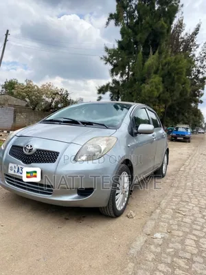 Toyota Yaris 2007 Gray