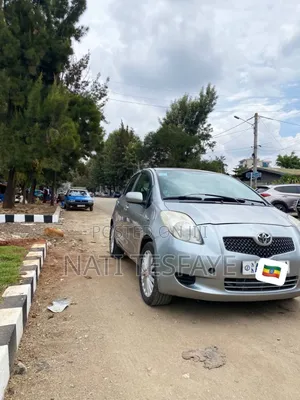 Toyota Yaris 2007 Gray