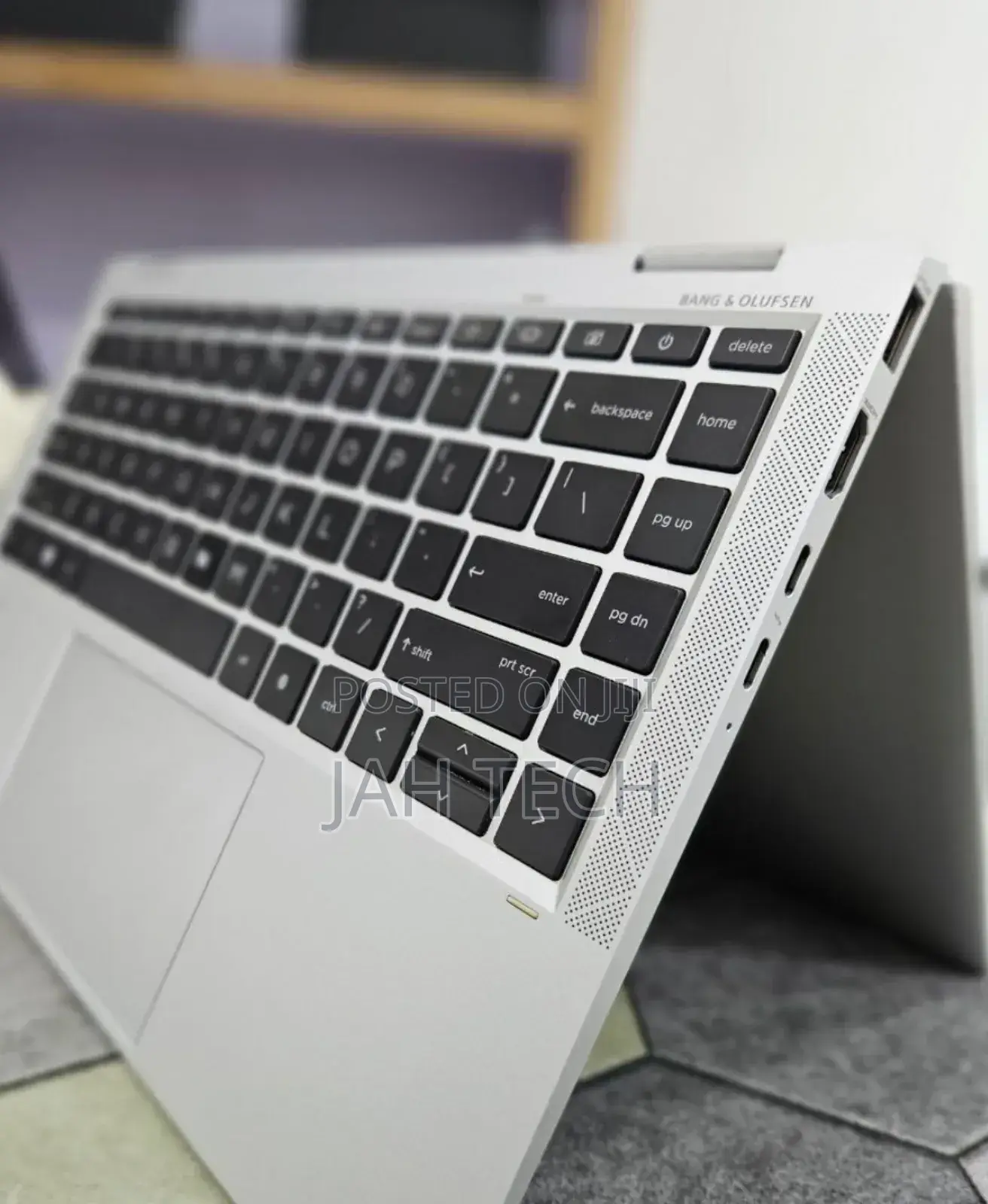 New Laptop HP EliteBook x360 1040 G7 16GB Intel Core i7 SSD 512GB