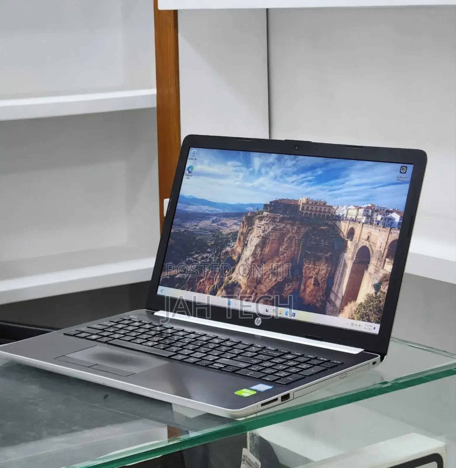 New Laptop HP Stream Notebook 8GB Intel Core i7 HDD 1T
