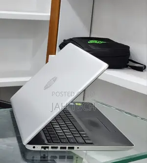 New Laptop HP Stream Notebook 8GB Intel Core i7 HDD 1T