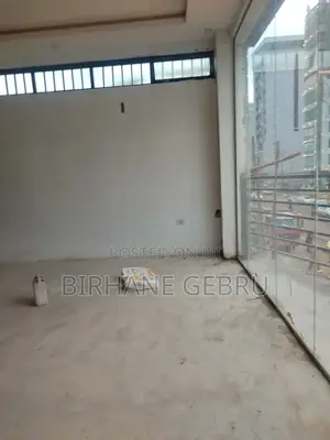 Space Rent for Beauty Salon Cafe Teeth Clink and Other