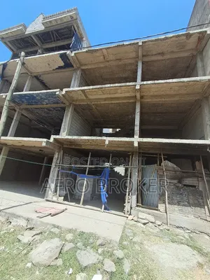 6bdrm House in Akaky Kaliti for sale