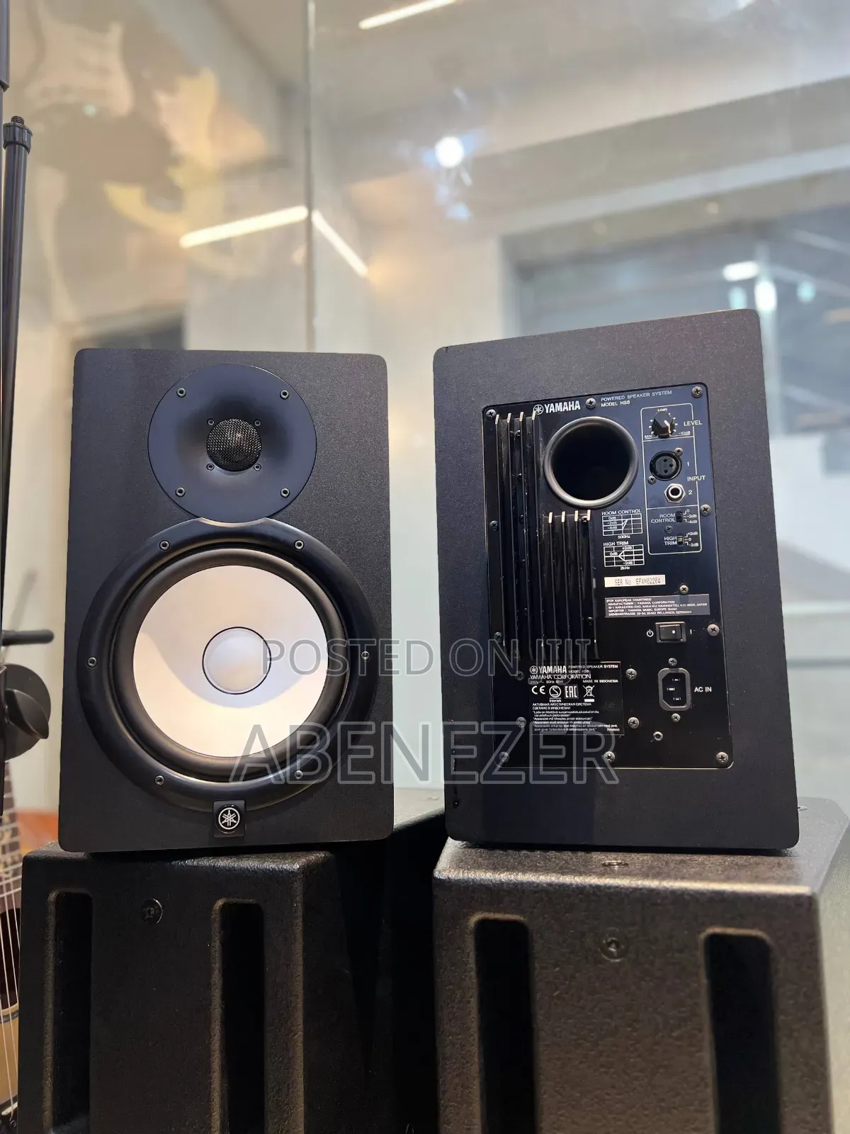 Yamaha Hs8 Studio Monitor