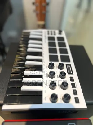 Akai MPK Mini Keyboard