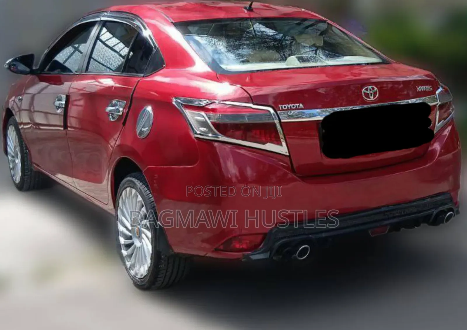 Toyota Yaris 2013 Red