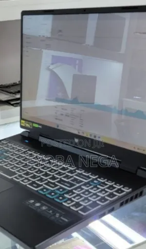 New Laptop Acer Predator Helios Neo 16 16GB Intel Core i7 SSD 1T