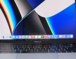Laptop Apple MacBook Pro 2019 16GB Intel Core i7 SSD 256GB