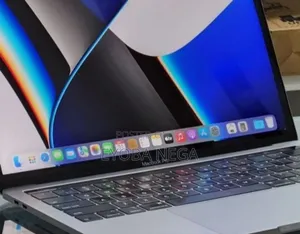 Laptop Apple MacBook Pro 2019 16GB Intel Core i7 SSD 256GB