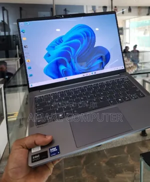 New Laptop Lenovo 32GB Intel Core Ultra 9 SSD 512GB