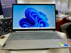 New Laptop Lenovo ThinkBook 13 8GB Intel Core i5 SSD 500GB