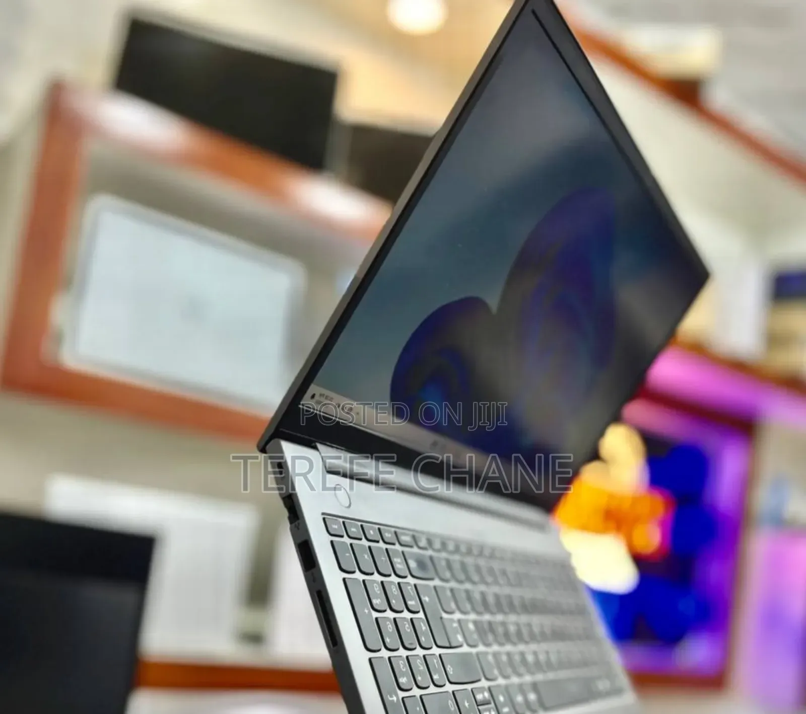 New Laptop Lenovo ThinkBook 13 8GB Intel Core i5 SSD 500GB