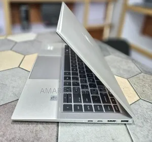 New Laptop HP EliteBook x360 1040 G7 16GB Intel Core i7 SSD 512GB