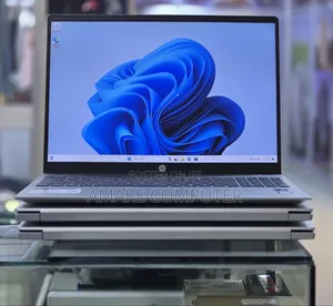 New Laptop HP Pavilion 15 8GB Intel Core Ultra 5 SSD 512GB