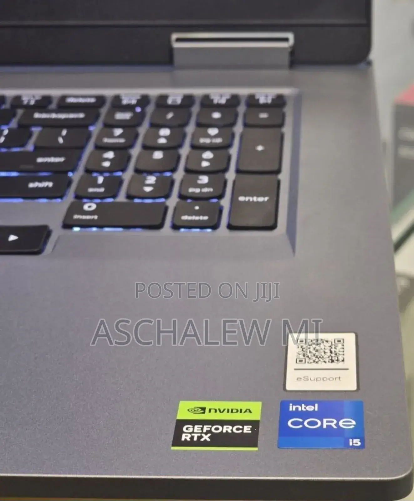 New Laptop Lenovo LOQ 15AHP10 16GB Intel Core i5 SSD 1T