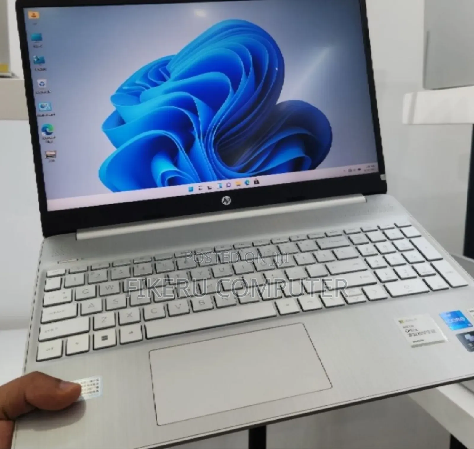 New Laptop HP Stream Notebook 16GB Intel Core i5 SSD 512GB