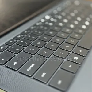 New Laptop Dell XPS 15 16GB Intel Core i7 SSD 1T