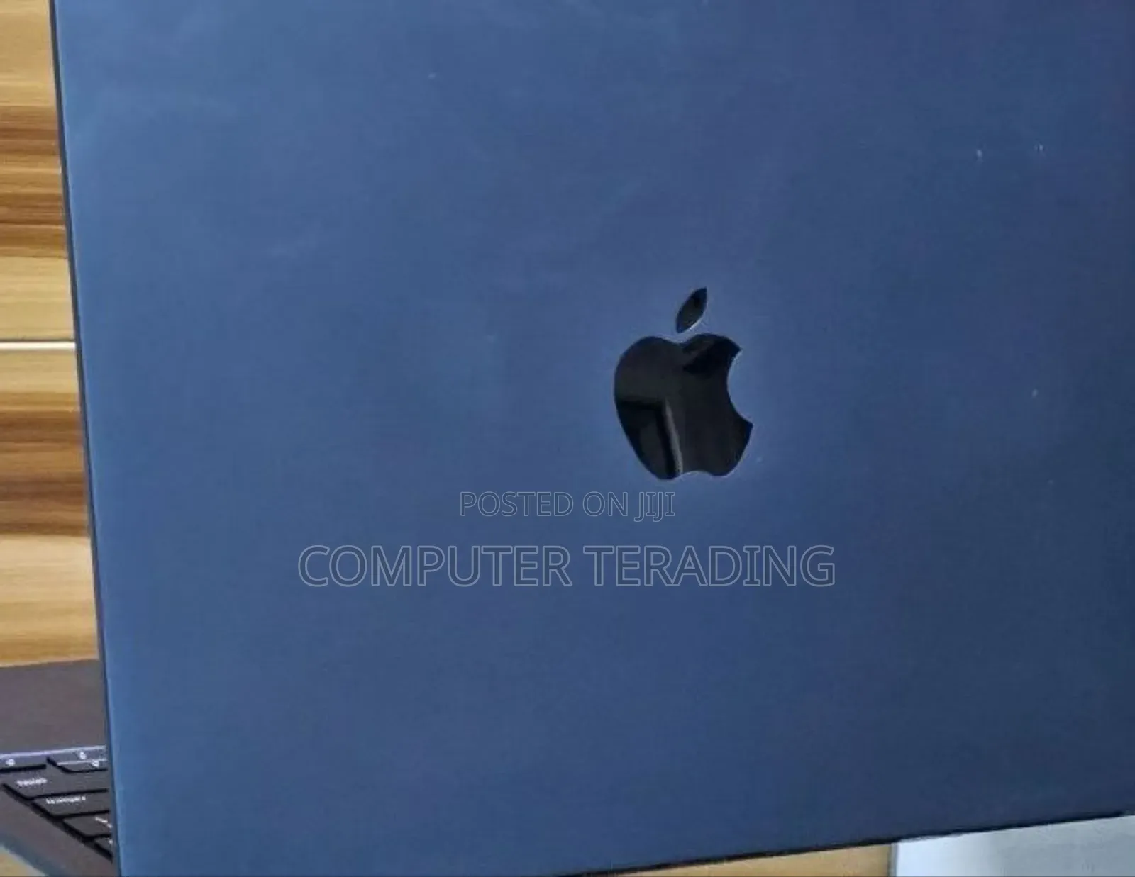 New Laptop Apple MacBook Air 2025 M4 13-inch 16GB Apple M4 SSD 256GB