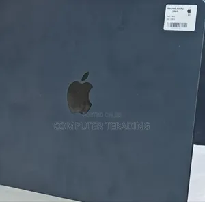 New Laptop Apple MacBook Air 2025 M4 13-inch 16GB Apple M4 SSD 256GB
