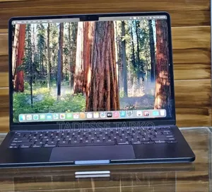 New Laptop Apple MacBook Air 2025 M4 13-inch 16GB Apple M4 SSD 256GB