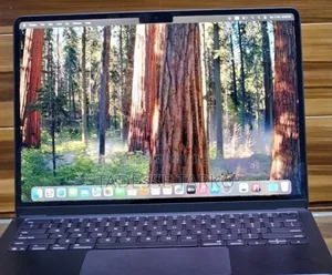 New Laptop Apple MacBook Air 2025 M4 13-inch 16GB Apple M4 SSD 256GB