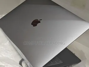 New Laptop Apple MacBook Pro M1 8GB Apple M1 Pro SSD 256GB