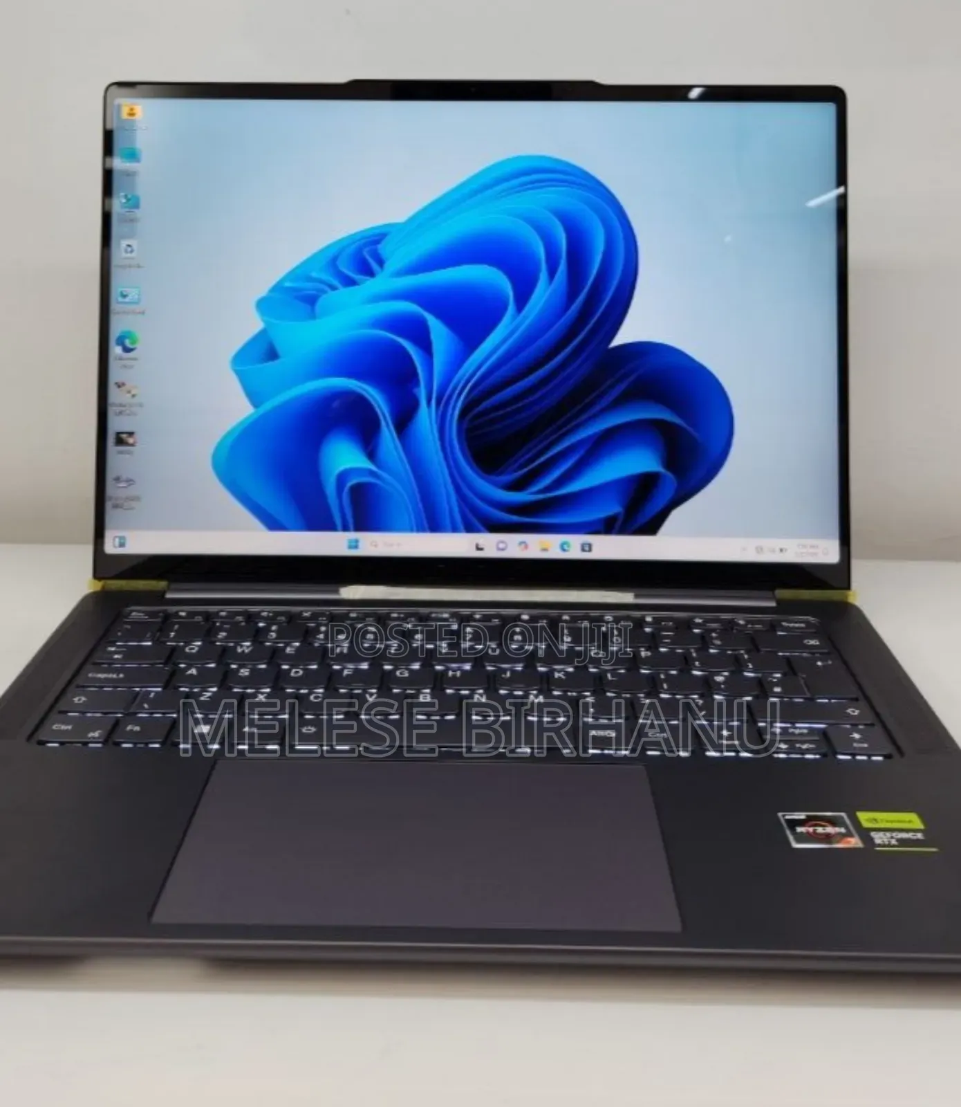 New Laptop Lenovo Yoga 7i 32GB AMD Ryzen 7 SSD 512GB