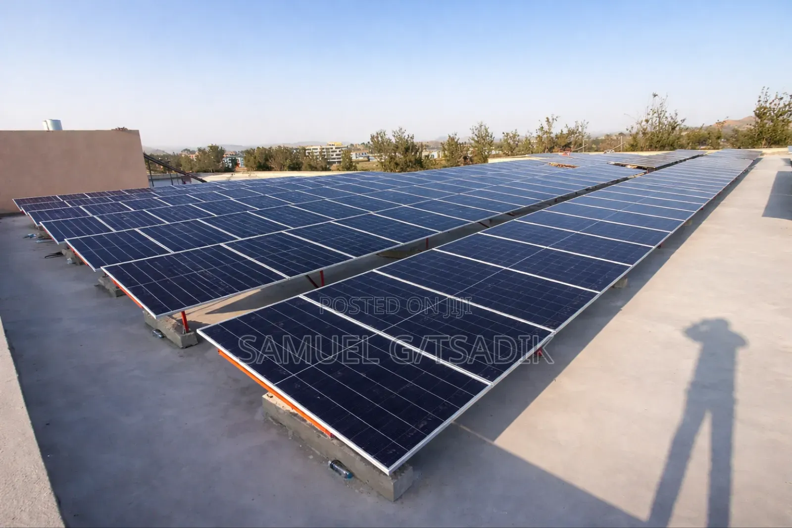 Solar Pannel, Hybrid Invertors and Lithium Ion Battries