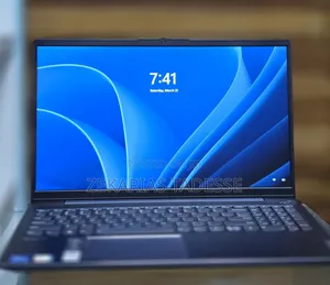 New Laptop Lenovo Ideapad 3 12GB Intel Core i7 SSD 256GB