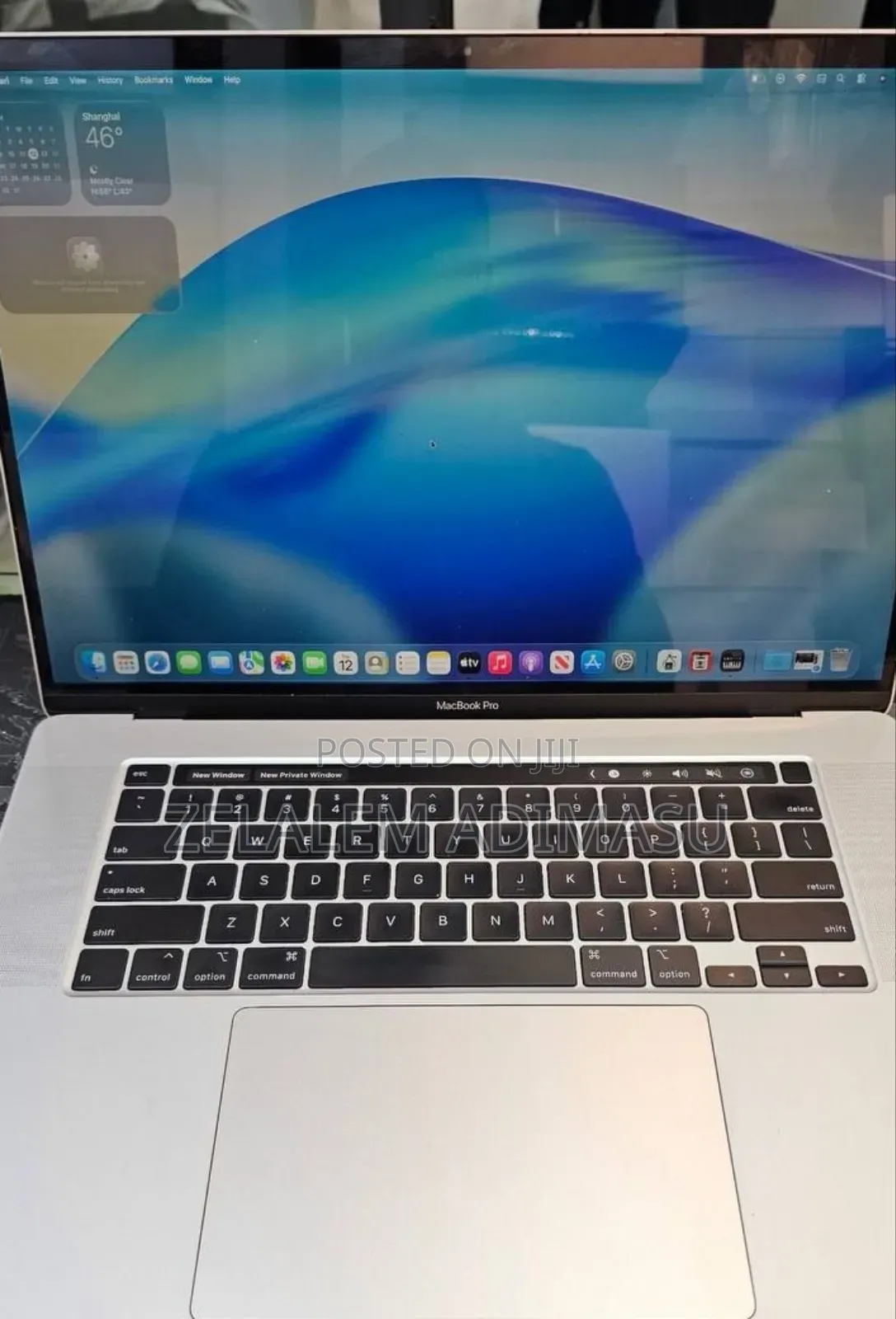 New Laptop Apple MacBook Pro 2019 16GB Intel Core i7 SSD 512GB