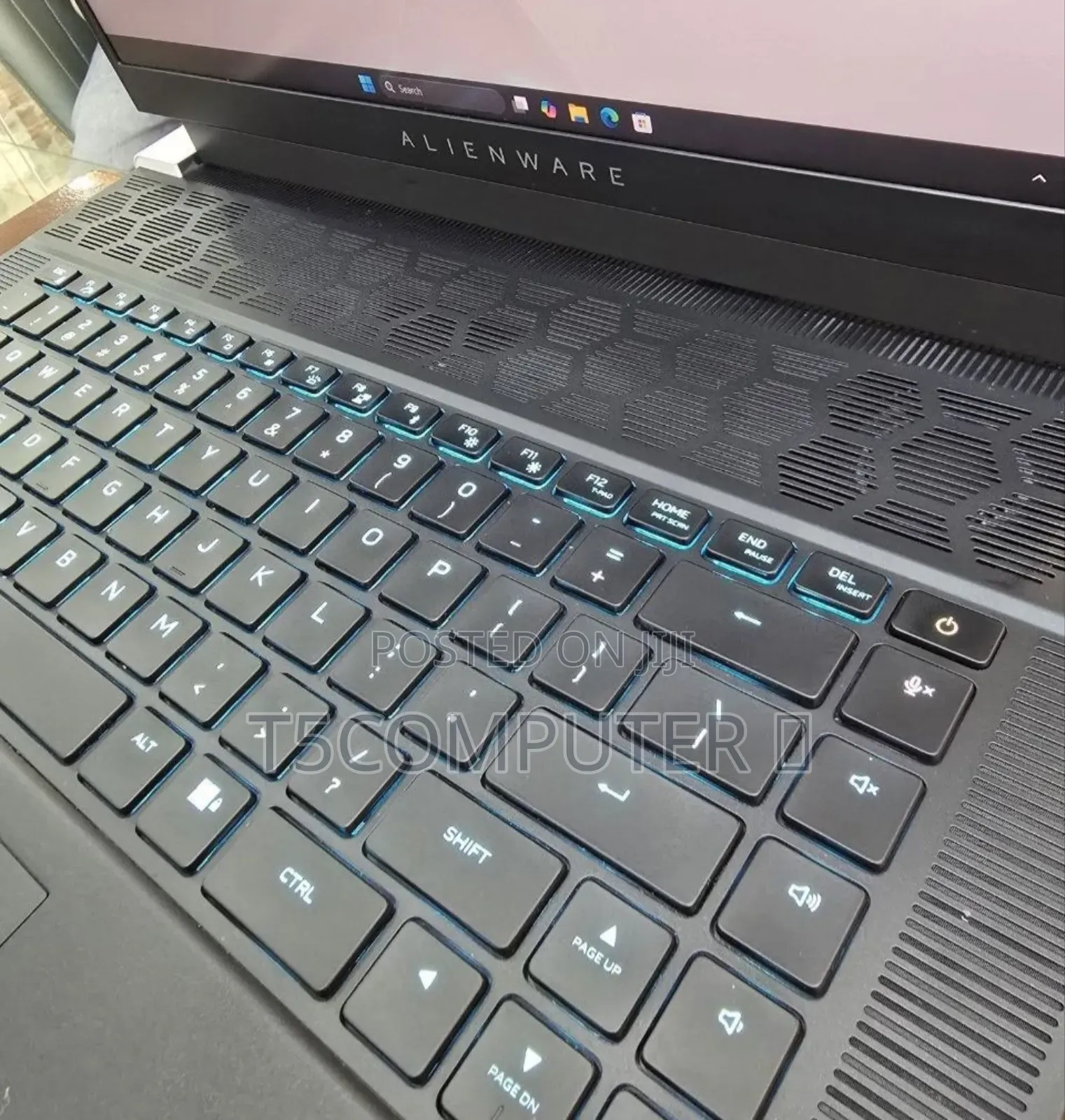 New Laptop Alienware M17x R2 16GB Intel Core Ultra 7 SSD 1T