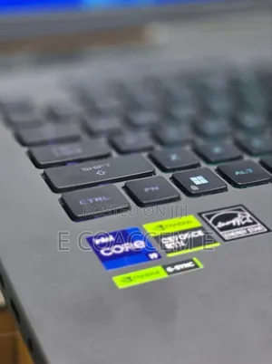 New Laptop Asus 16GB Intel Core i9 SSD 1T