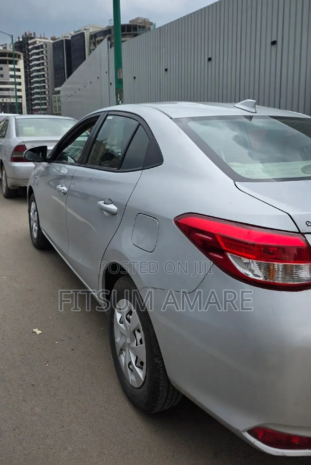 Toyota Yaris 2020 Silver