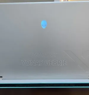 New Laptop Alienware M15 r3 16GB Intel Core Ultra 7 SSD 1T