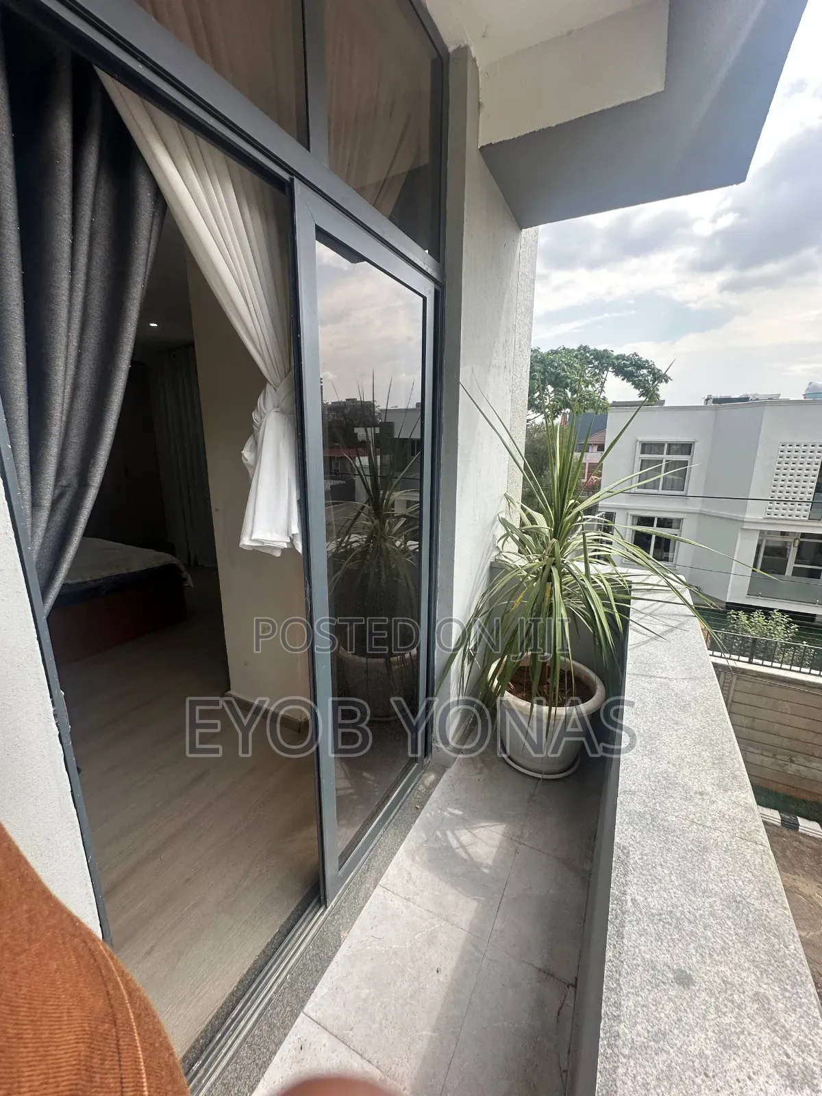 Furnished 3bdrm Apartment in የሚሸጥ አፓርታማ ብስራተ, Lideta for sale
