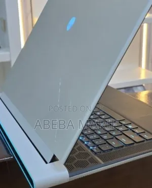 New Laptop Alienware Area-51m 16GB Intel Core Ultra 7 SSD 1T