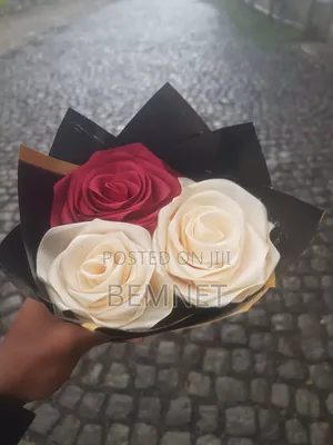 Little Gift Flower