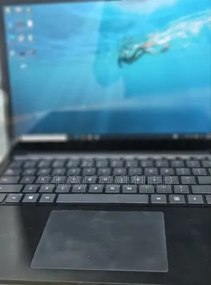 New Laptop Microsoft Surface 16GB Intel Core i7 SSD 512GB